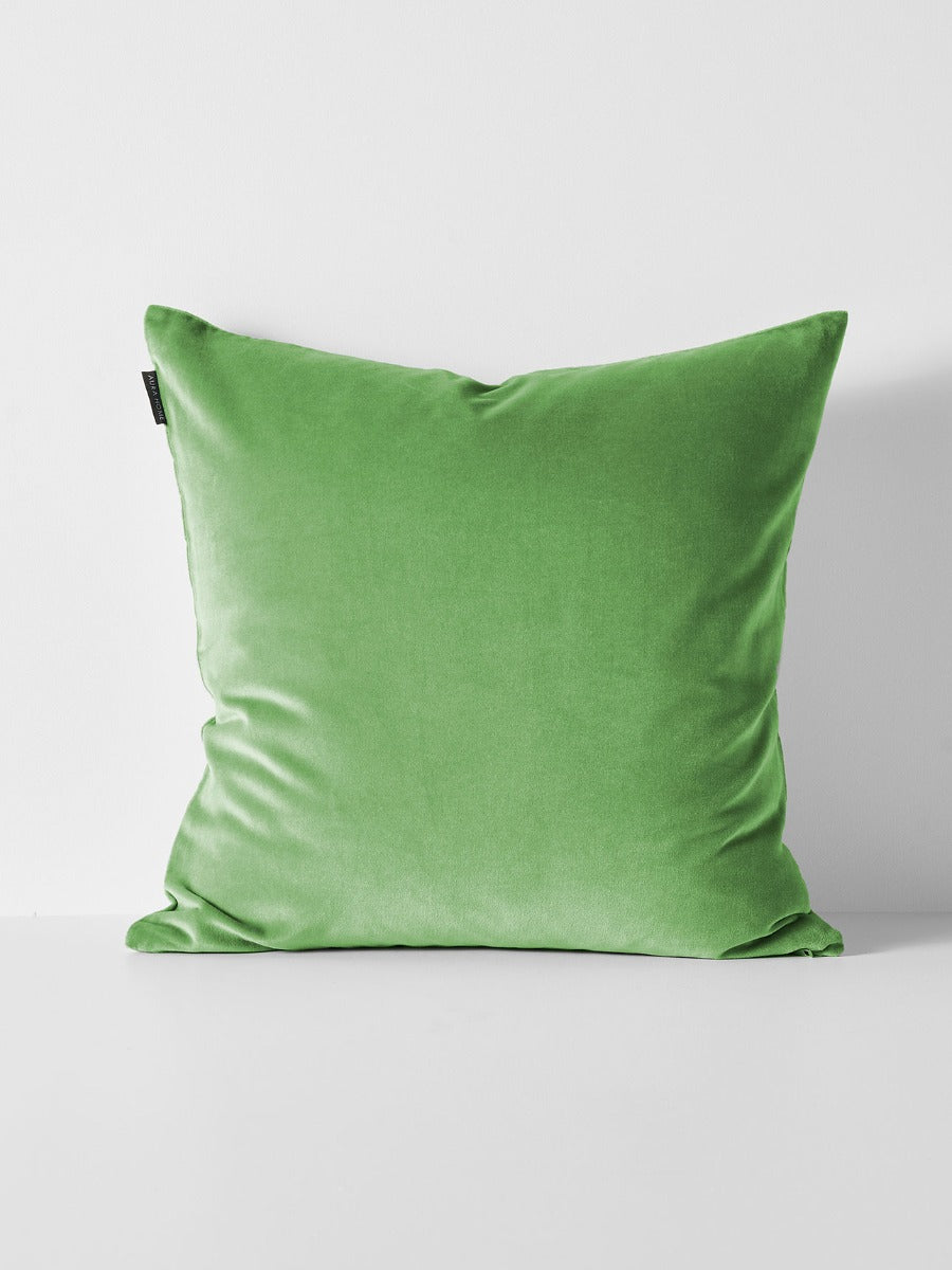 Luxury Velvet Square Cushion in Emerald