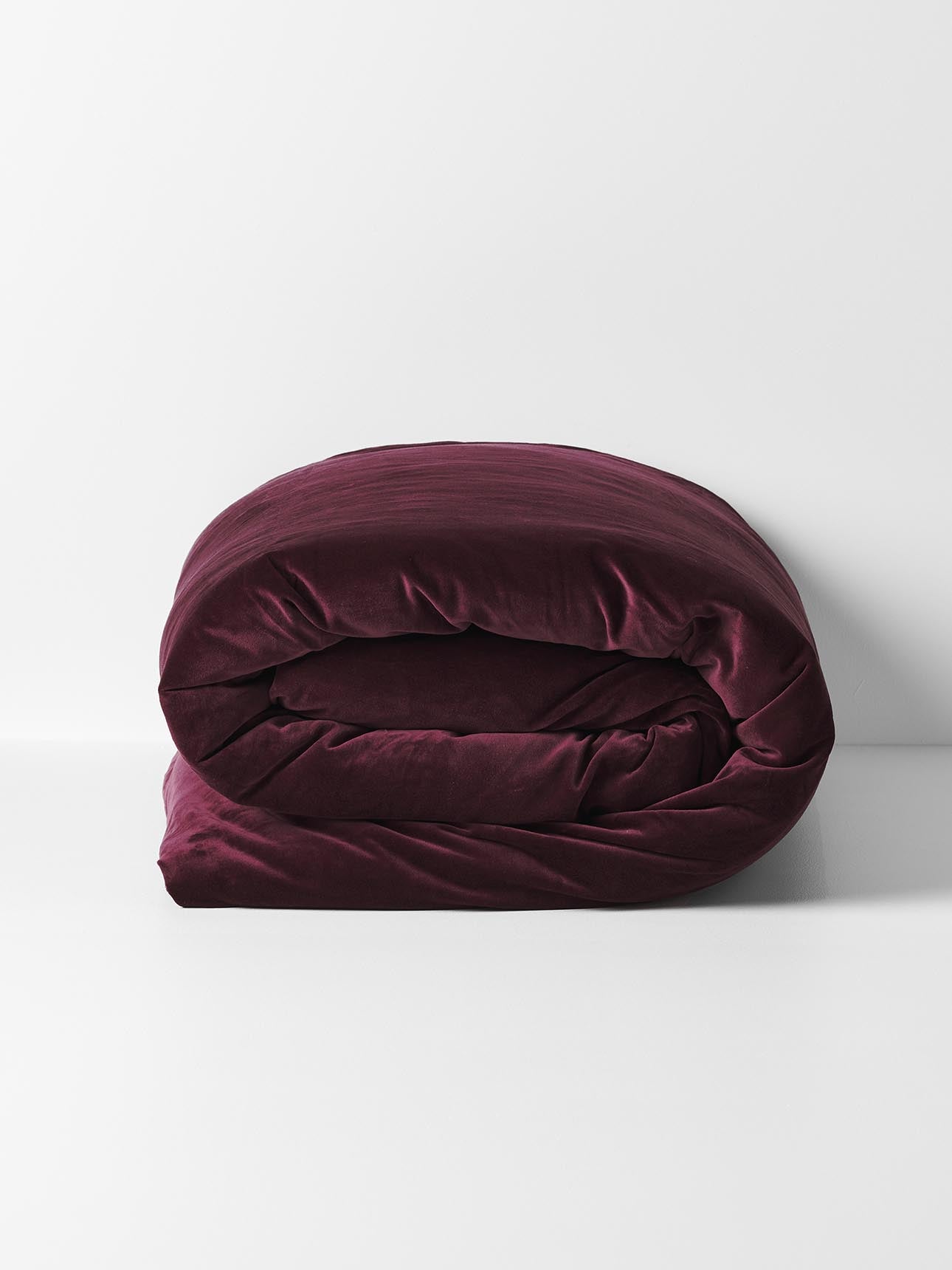 Luxury Velvet Quilt Cover in Mulberry