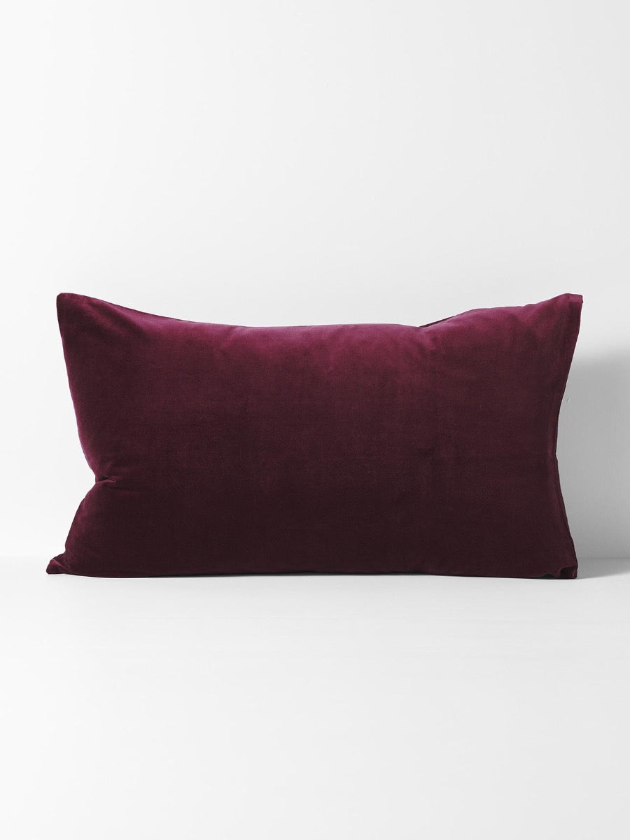 Luxury Velvet Standard Pillowcase in Mulberry