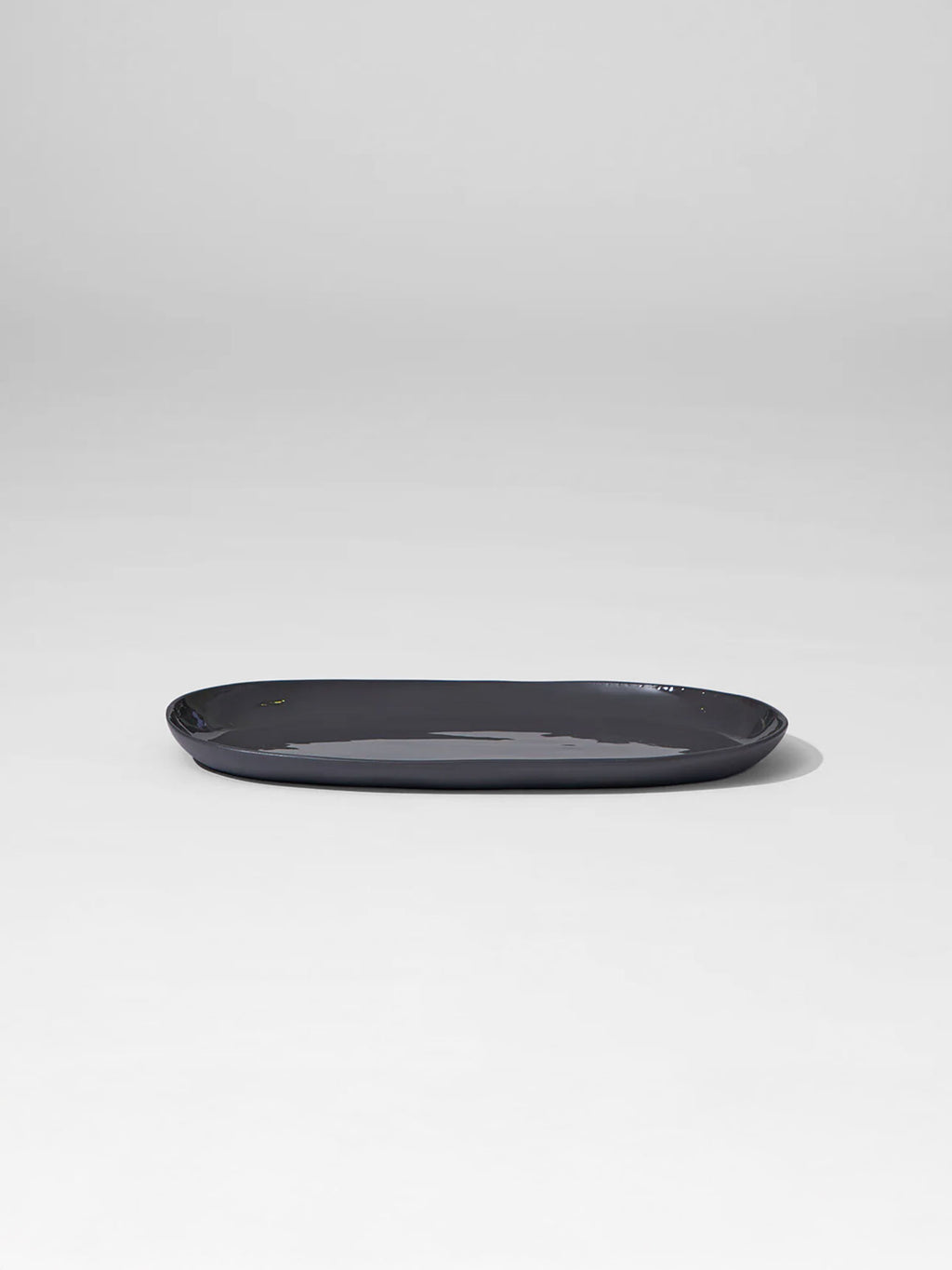 Cloud Oval Platter in Charcoal - Medium