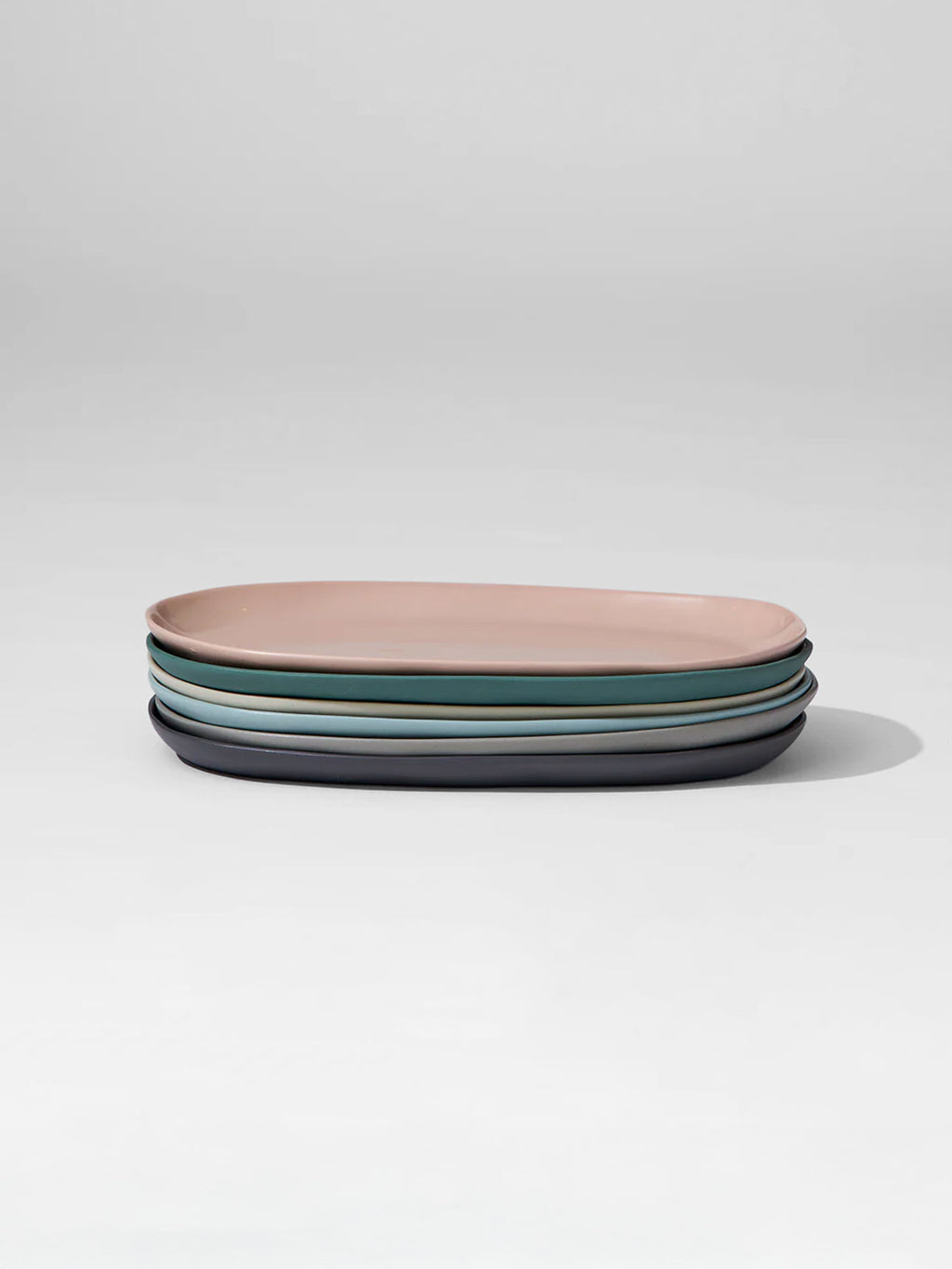 Cloud Oval Platter in Charcoal - Medium
