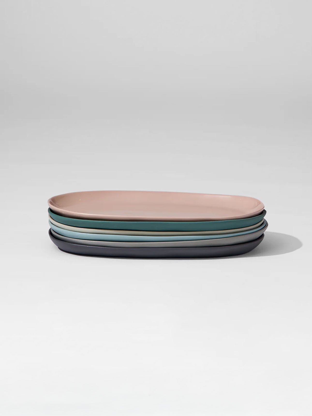 Cloud Oval Platter in Charcoal - Medium