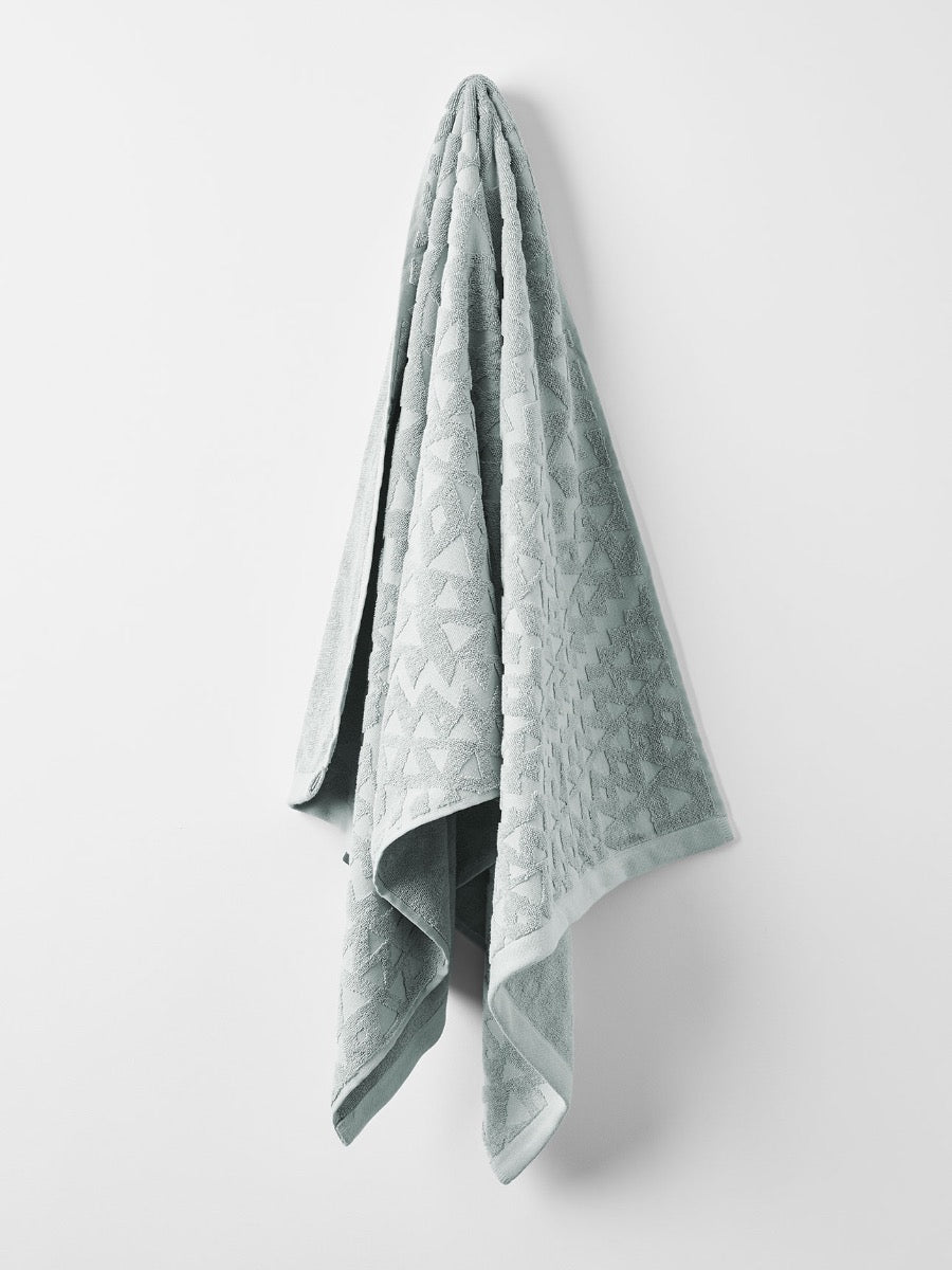 Maya Bath Sheet in Limestone