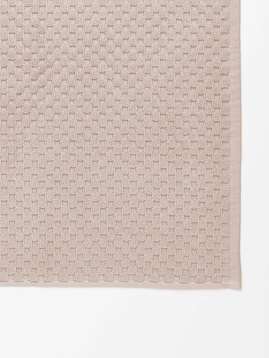 Milos Bath Mat in Pink Clay
