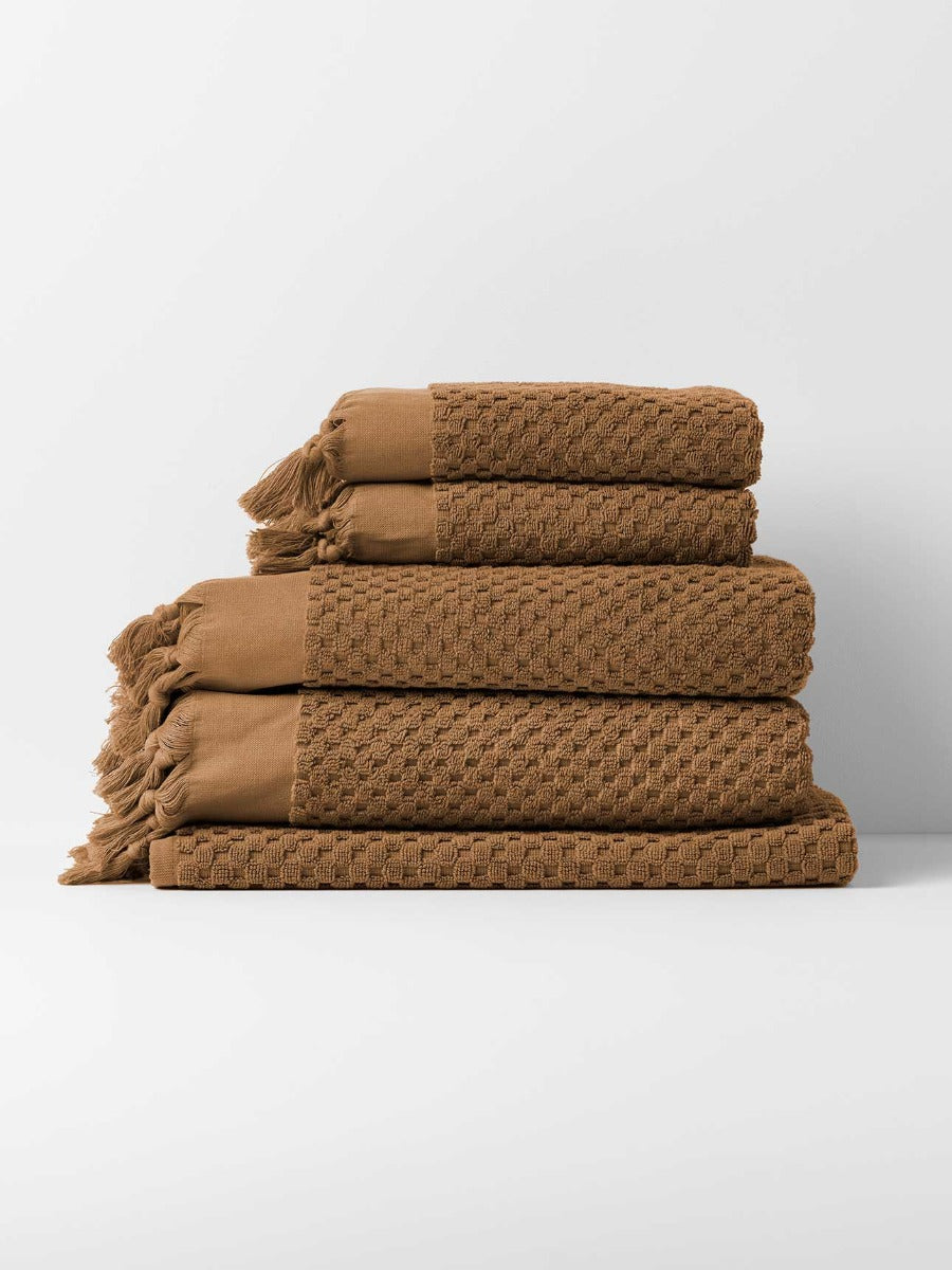 Milos Bath Towel Set in Caramel