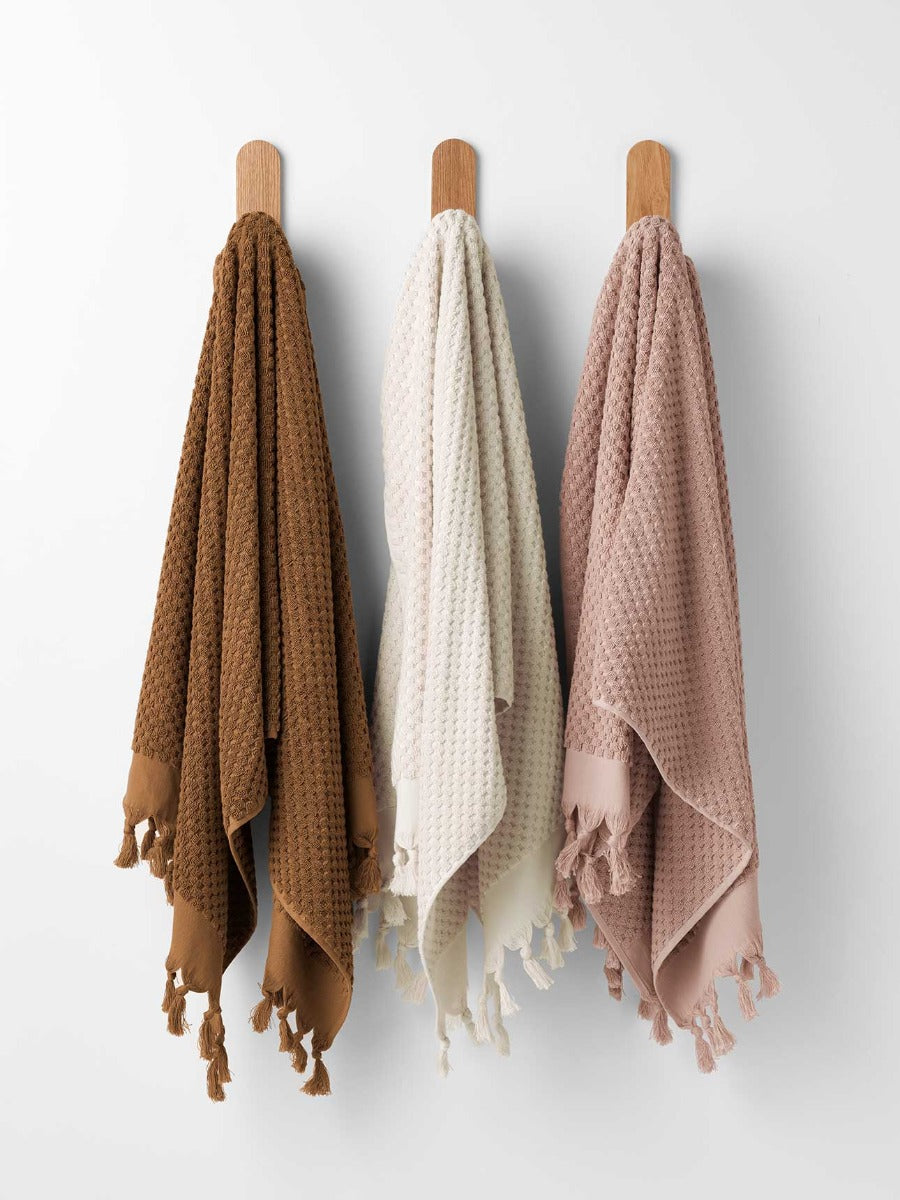 Milos Bath Towel in Pink Clay