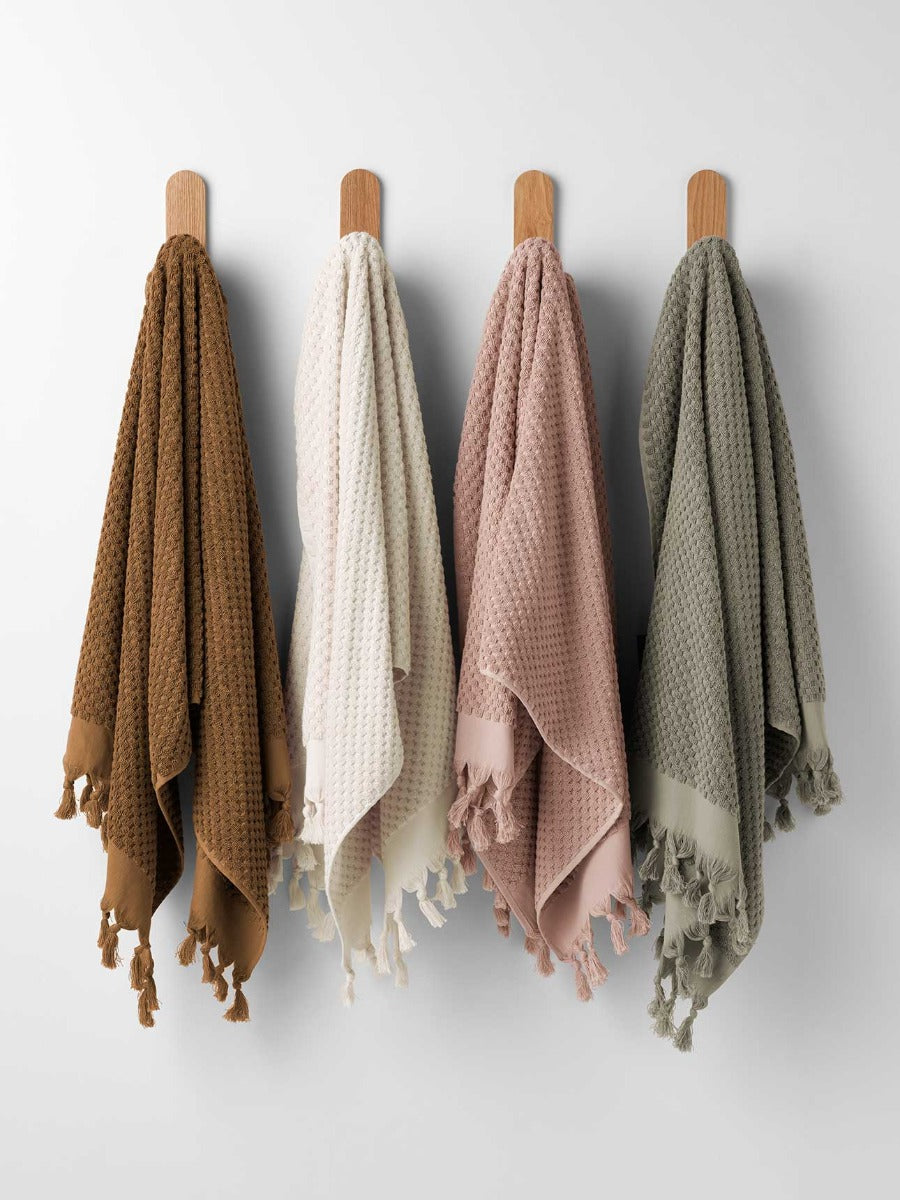 Milos Bath Towel Set in Sand
