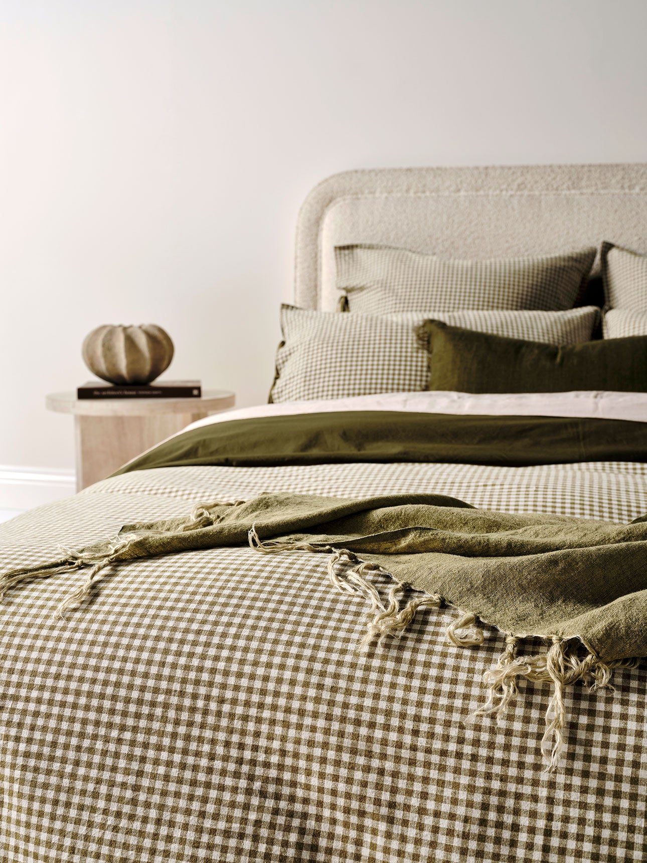 Vintage Linen Fringe Throw in Fennel