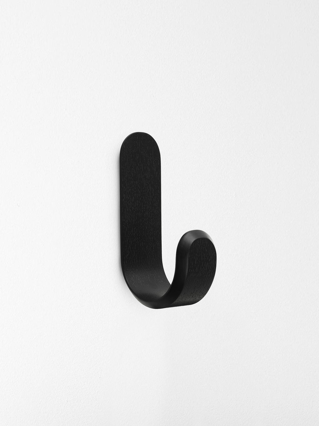 Curve Hook in Black