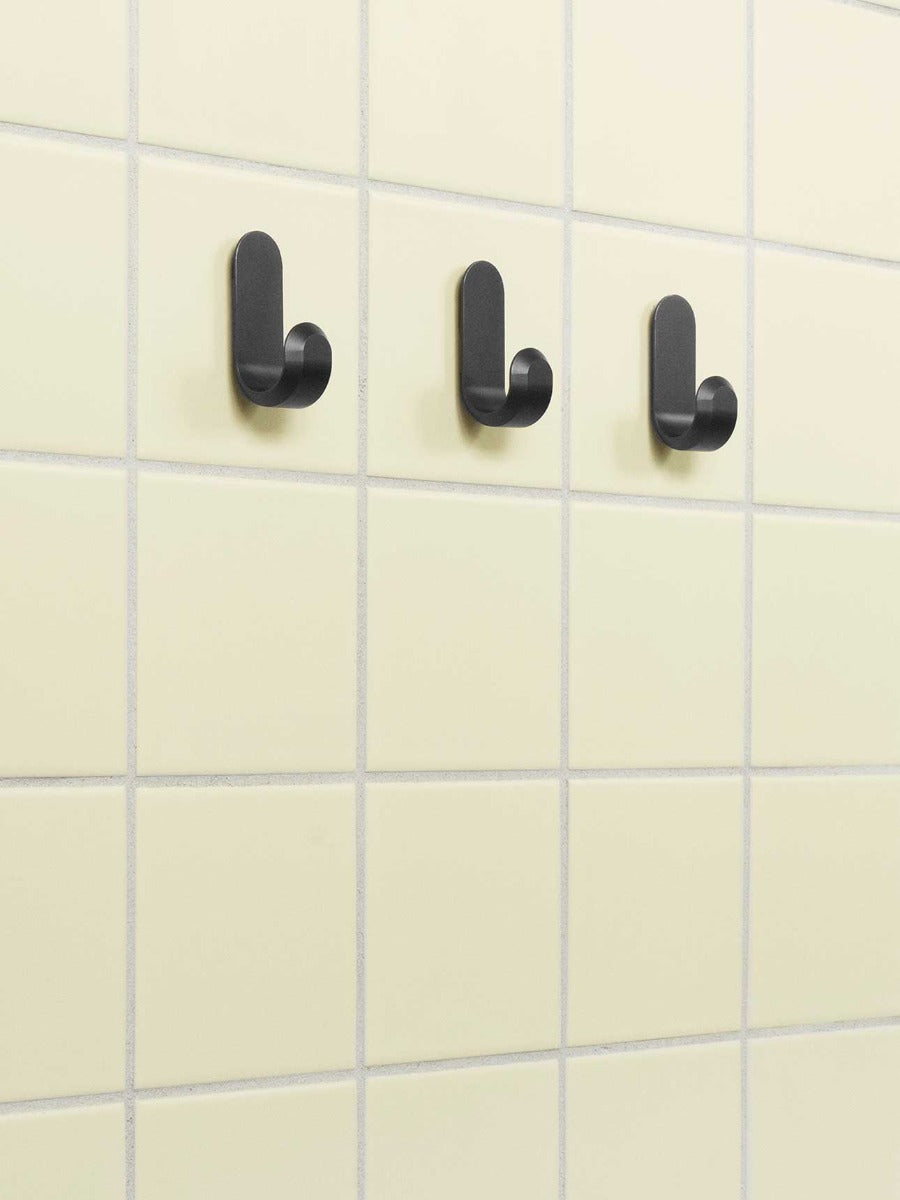 Curve Mini Hook in Matte Black - Set of 2