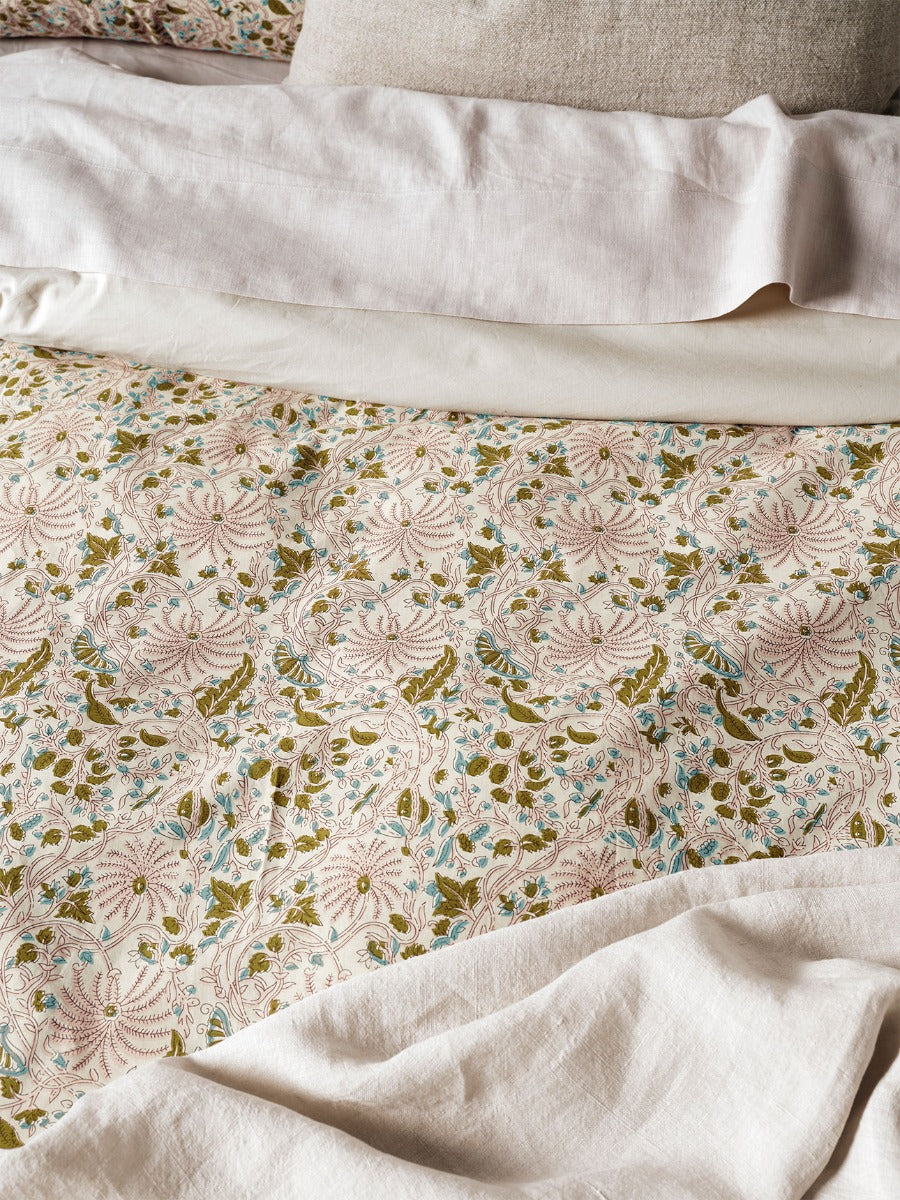 Oasis Quilt Cover in Blush