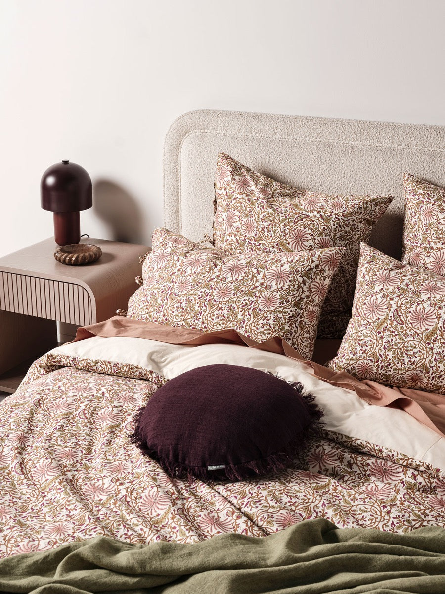 Oasis European Pillowcase in Mulberry