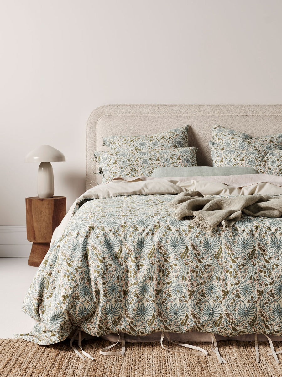 Oasis Quilt Cover in Teal