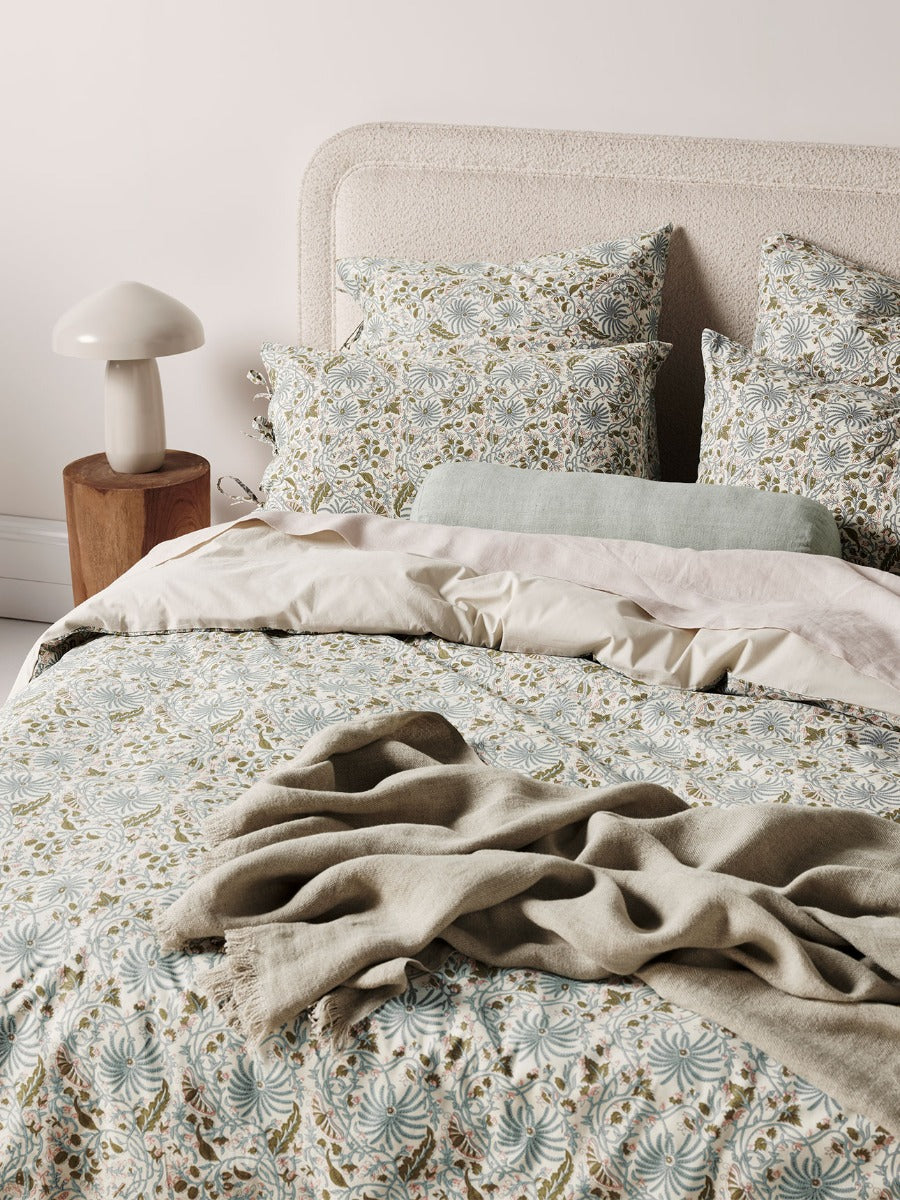 Oasis Quilt Cover in Teal