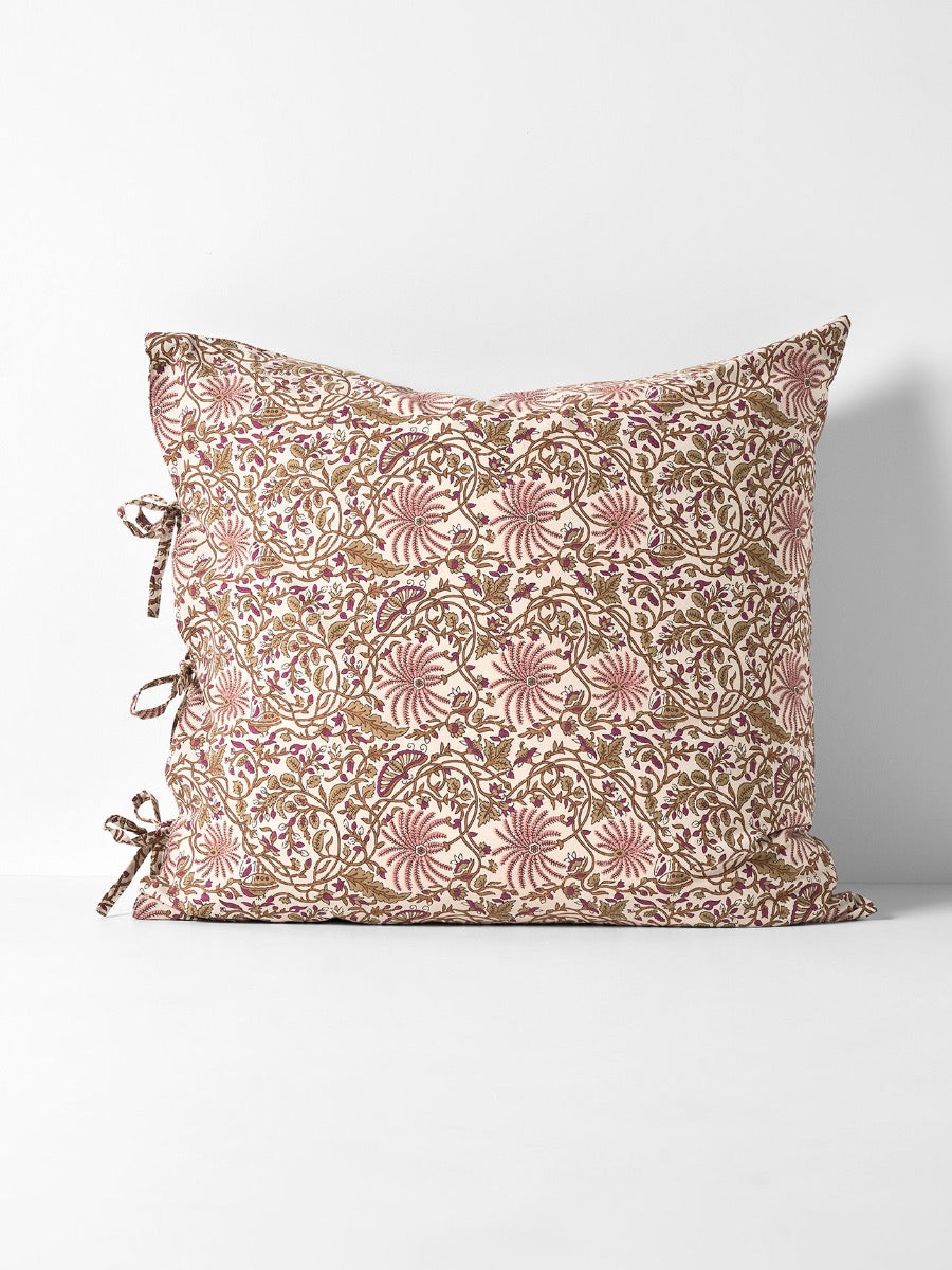 Oasis European Pillowcase in Mulberry