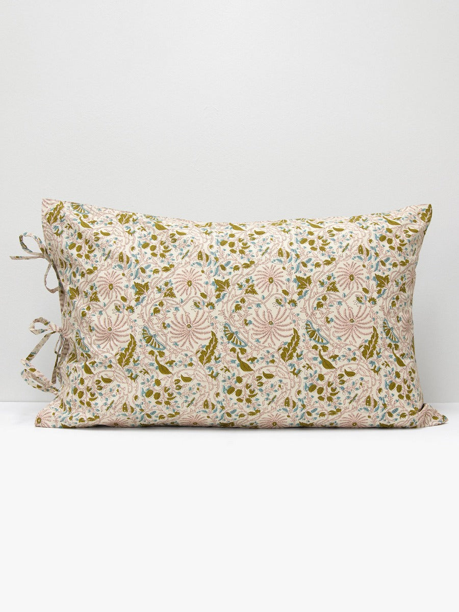 Oasis Standard Pillowcase in Blush