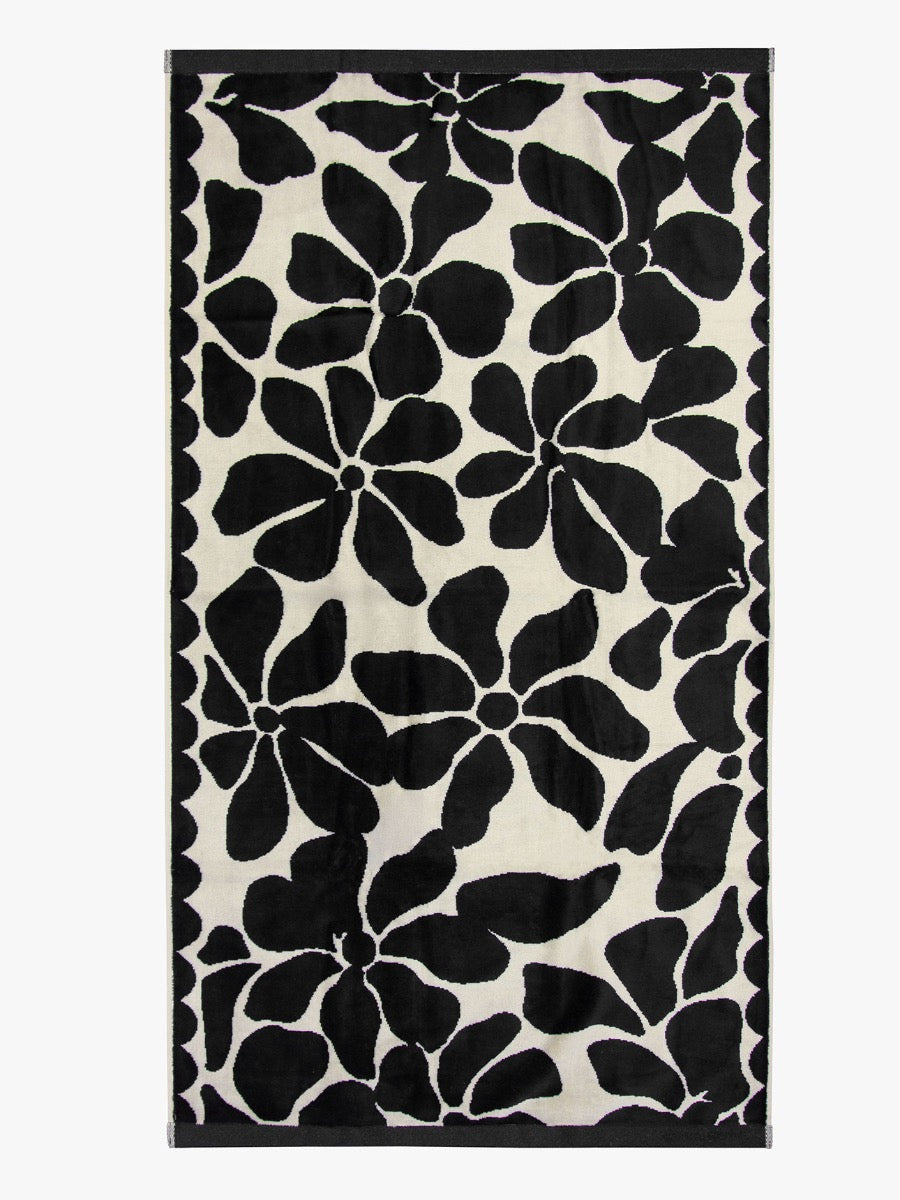 Palma Petal Bath Towel Set in Black & Sand