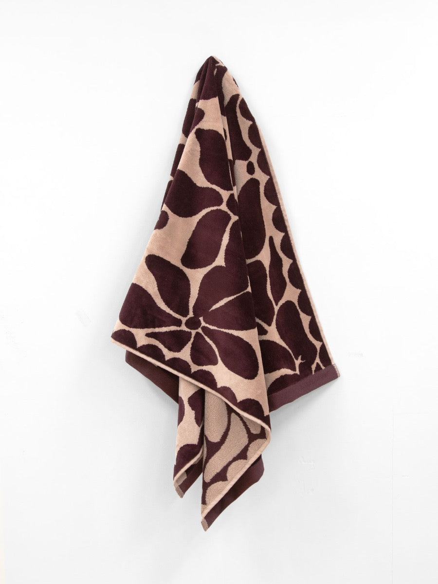 Palma Petal Bath Towel Set in Mulberry & Shell
