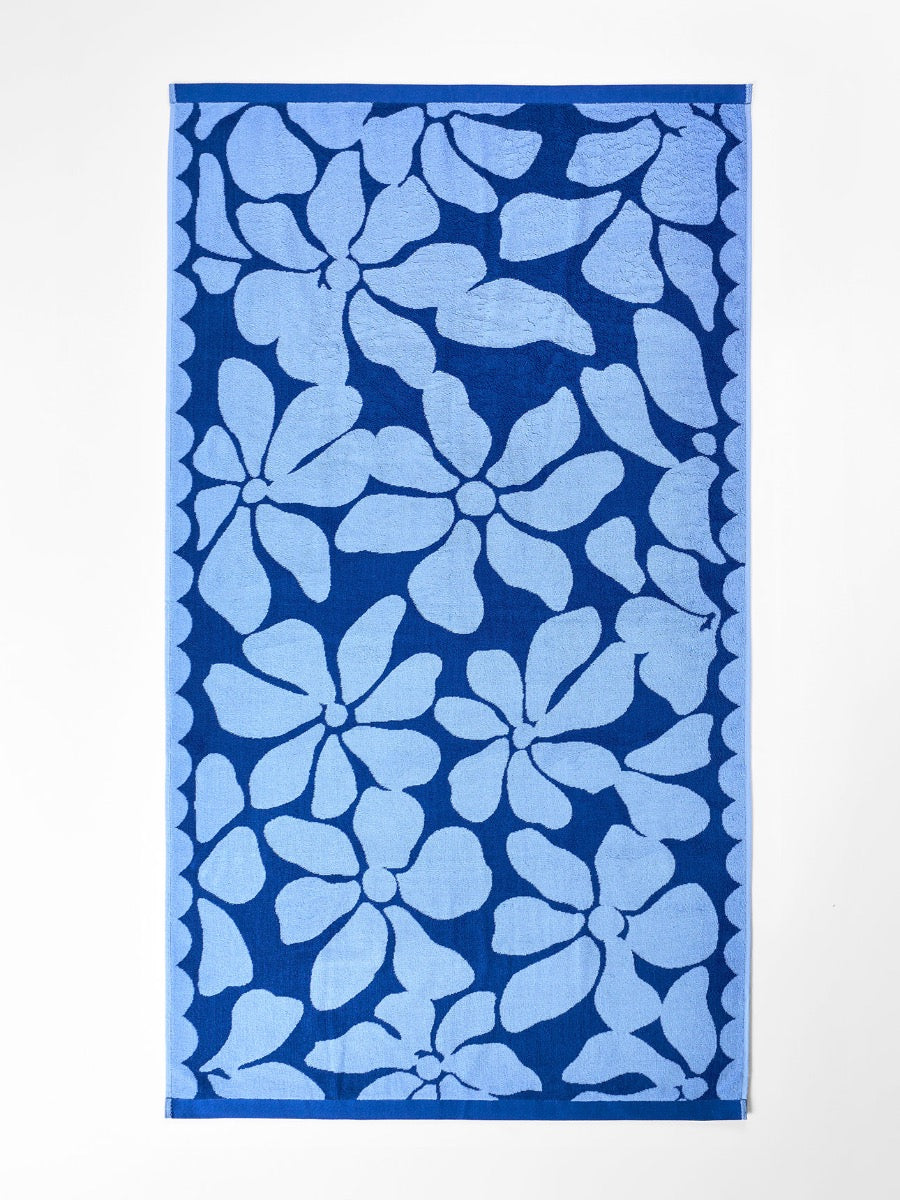 Palma Petal Australian Cotton Beach Towel in Royal & Powder Blue