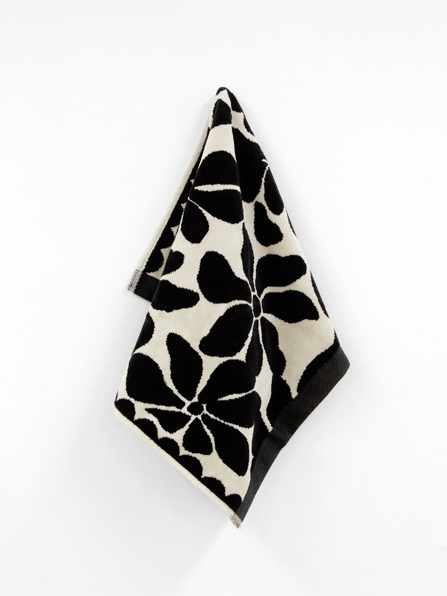 Palma Petal Hand Towel in Black & Sand