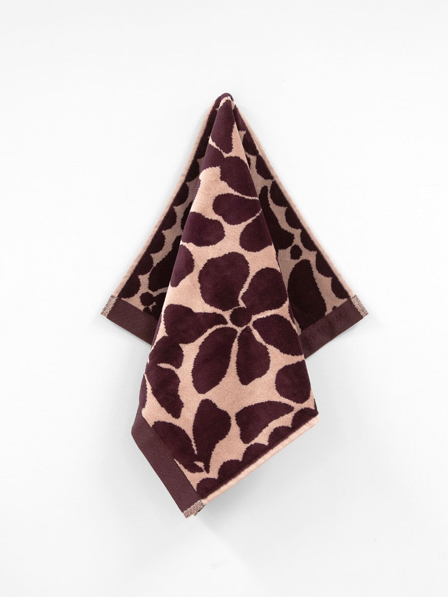 Palma Petal Hand Towel in Mulberry & Shell