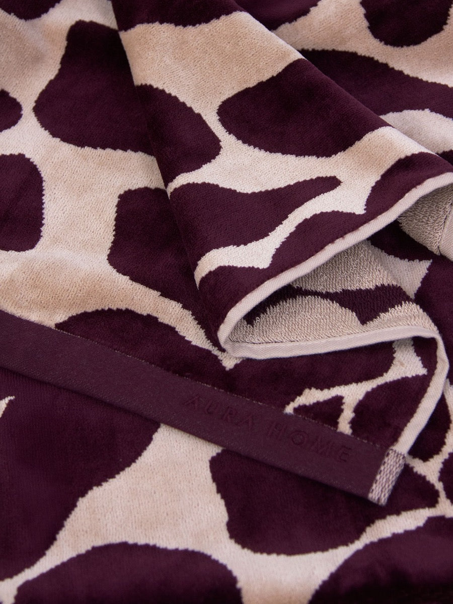 Palma Petal Bath Towel in Mulberry & Shell