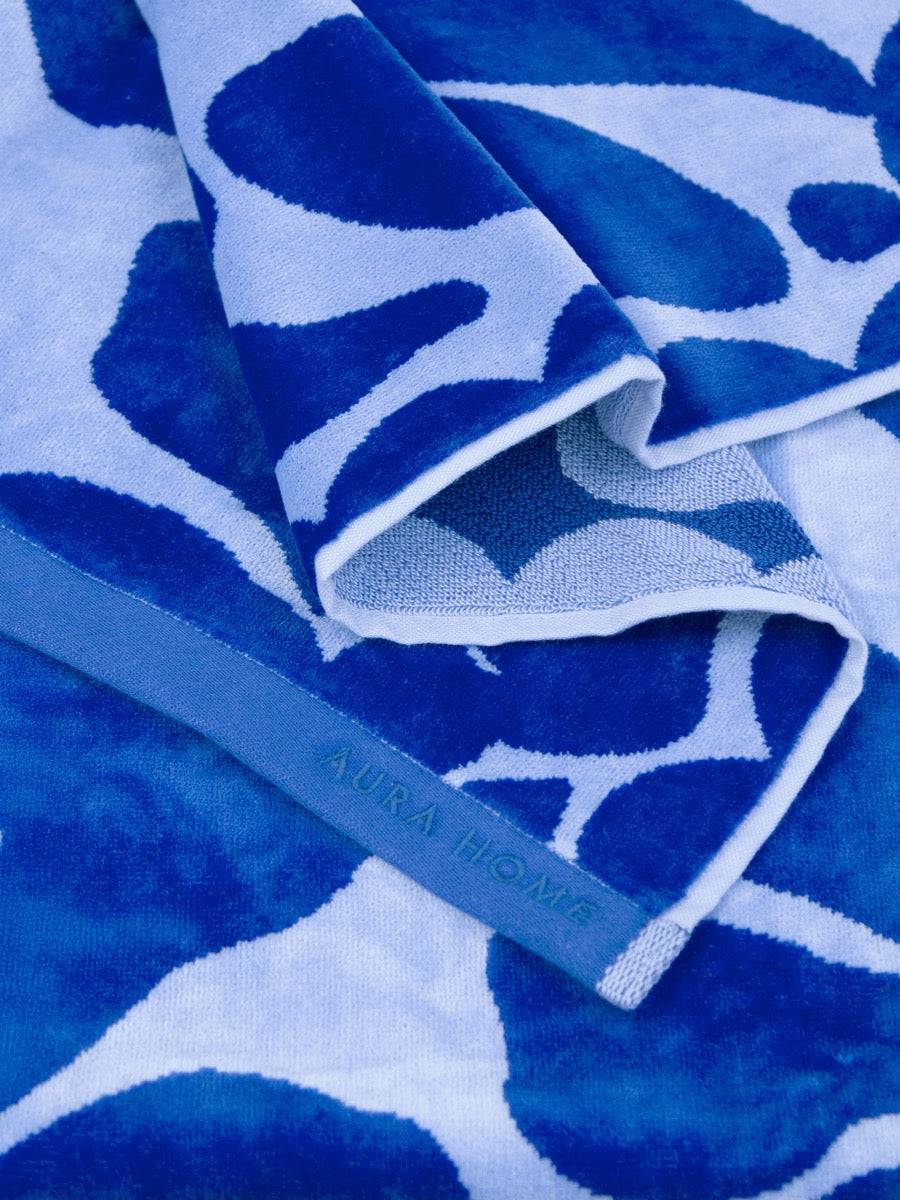 Palma Petal Australian Cotton Beach Towel in Royal & Powder Blue