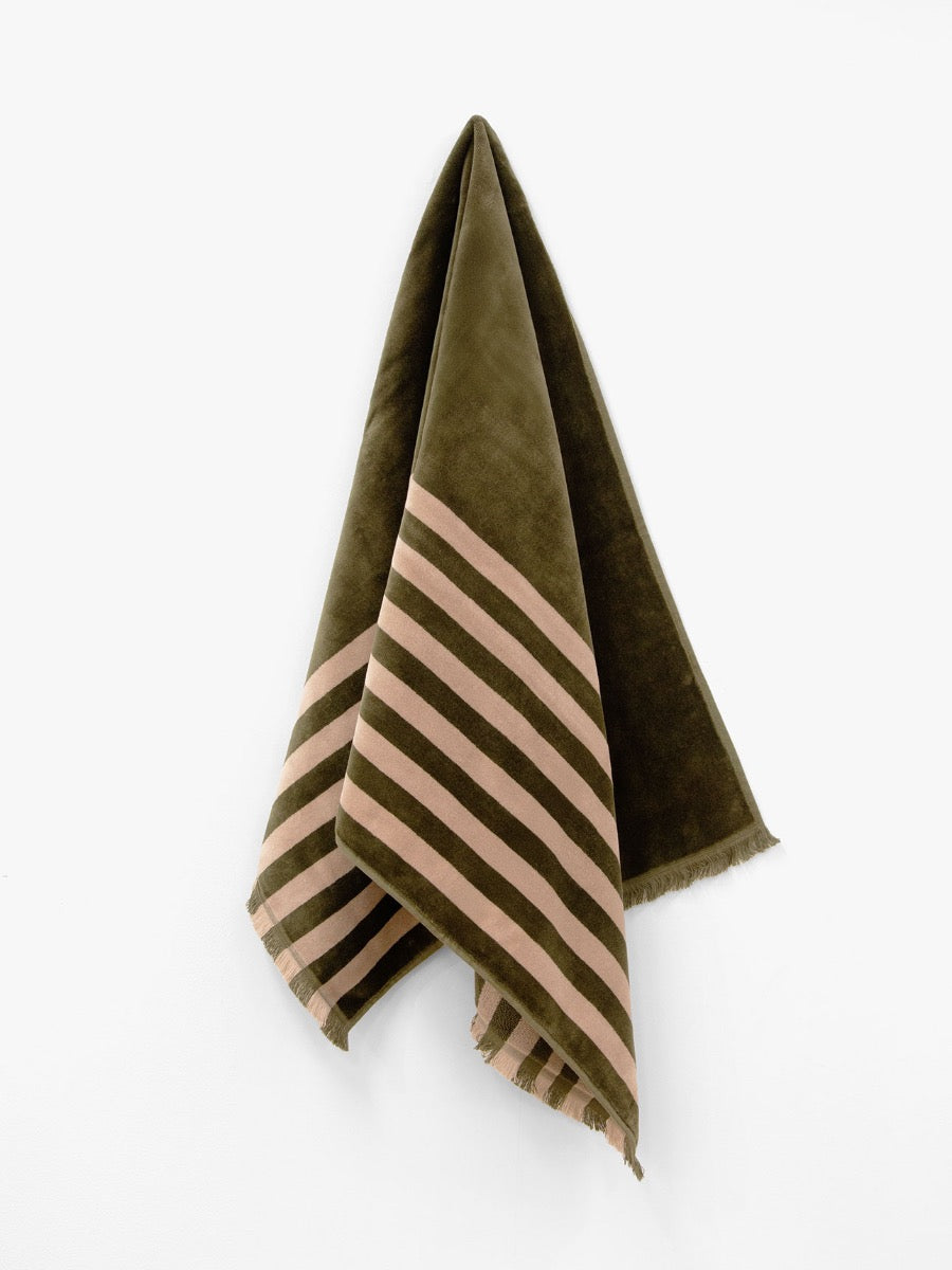 Palma Stripe Bath Towel in Caper & Shell