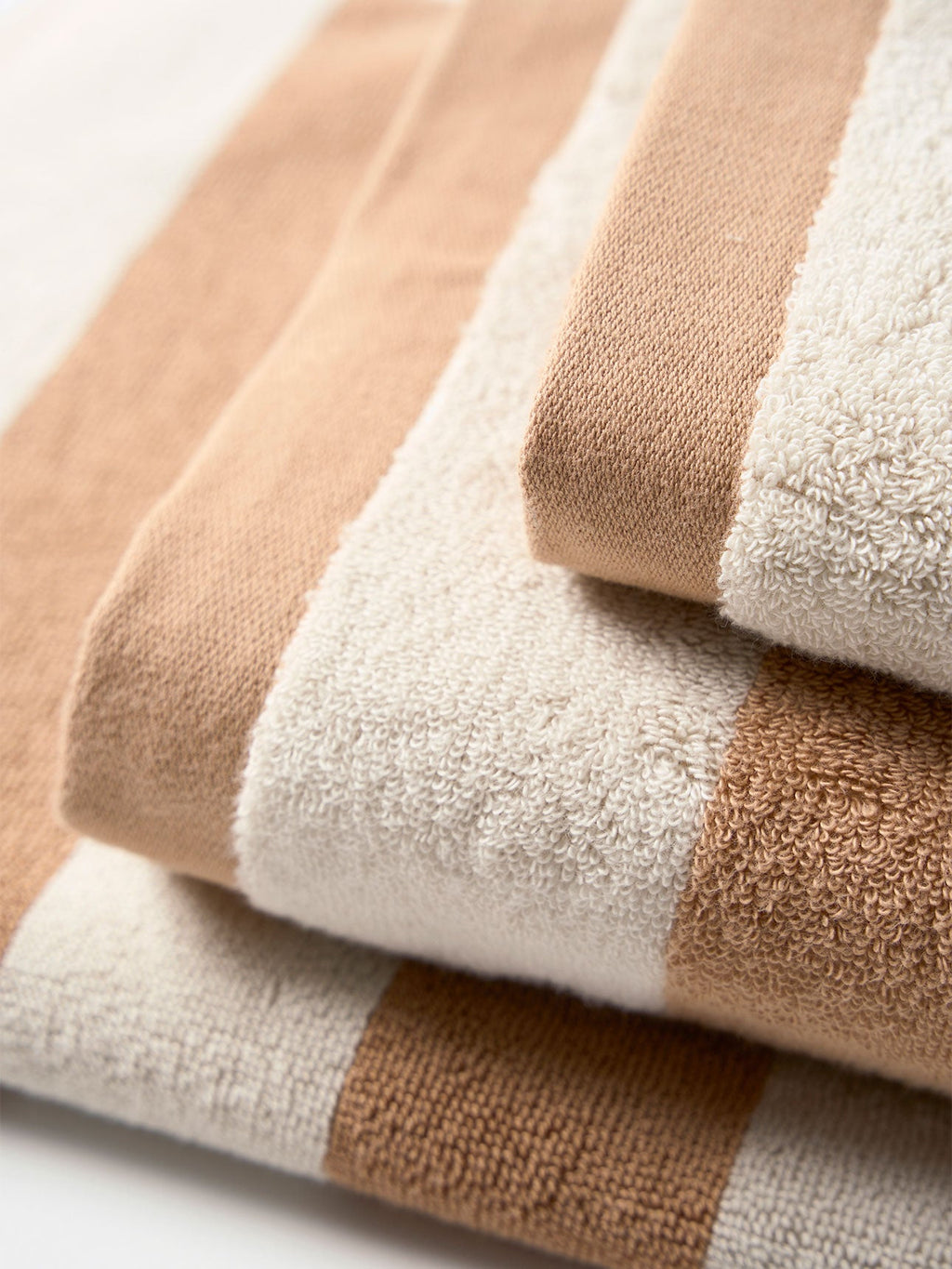 Riviera Stripe Towel Set in Pecan