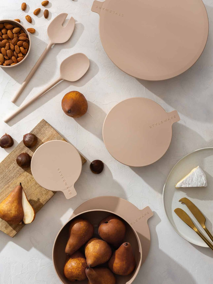 Salad Servers in Biscotti
