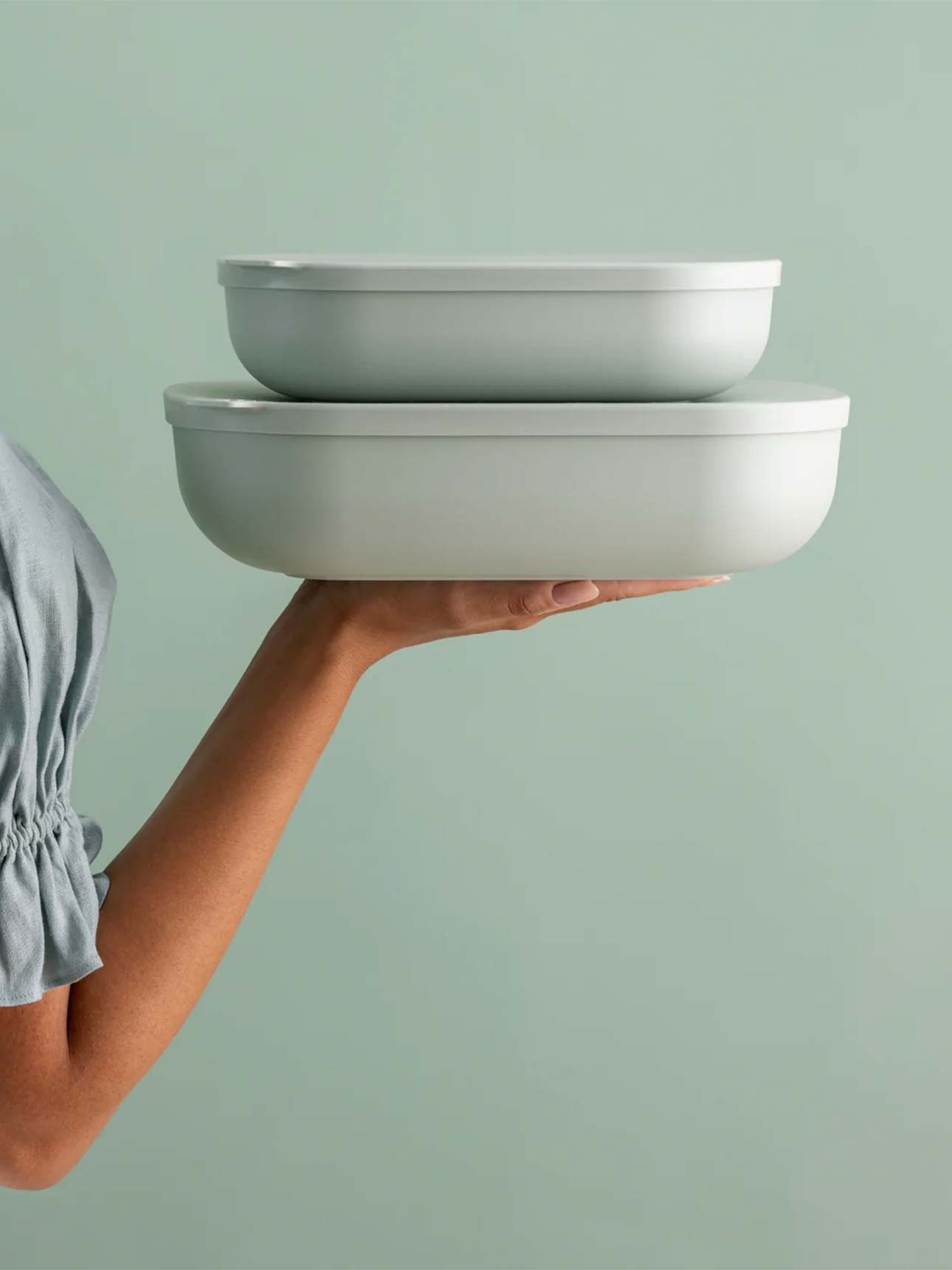 Nesting Tray in Eucalyptus - 2-Piece Set