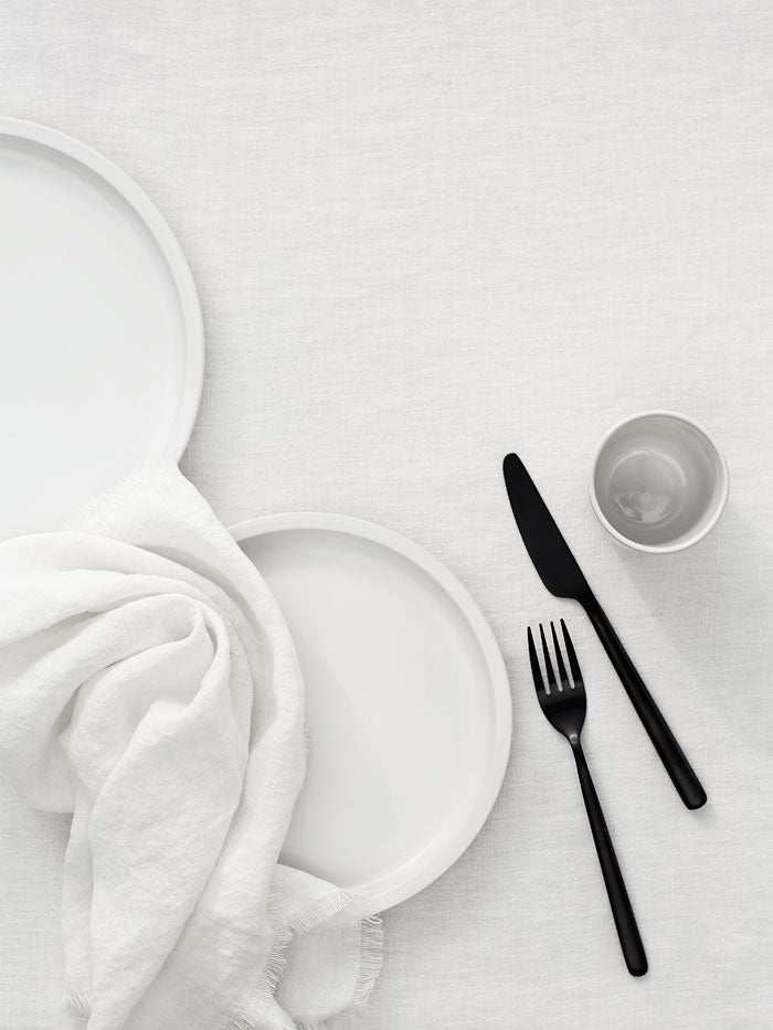 Vintage Linen Tablecloth in Marshmallow