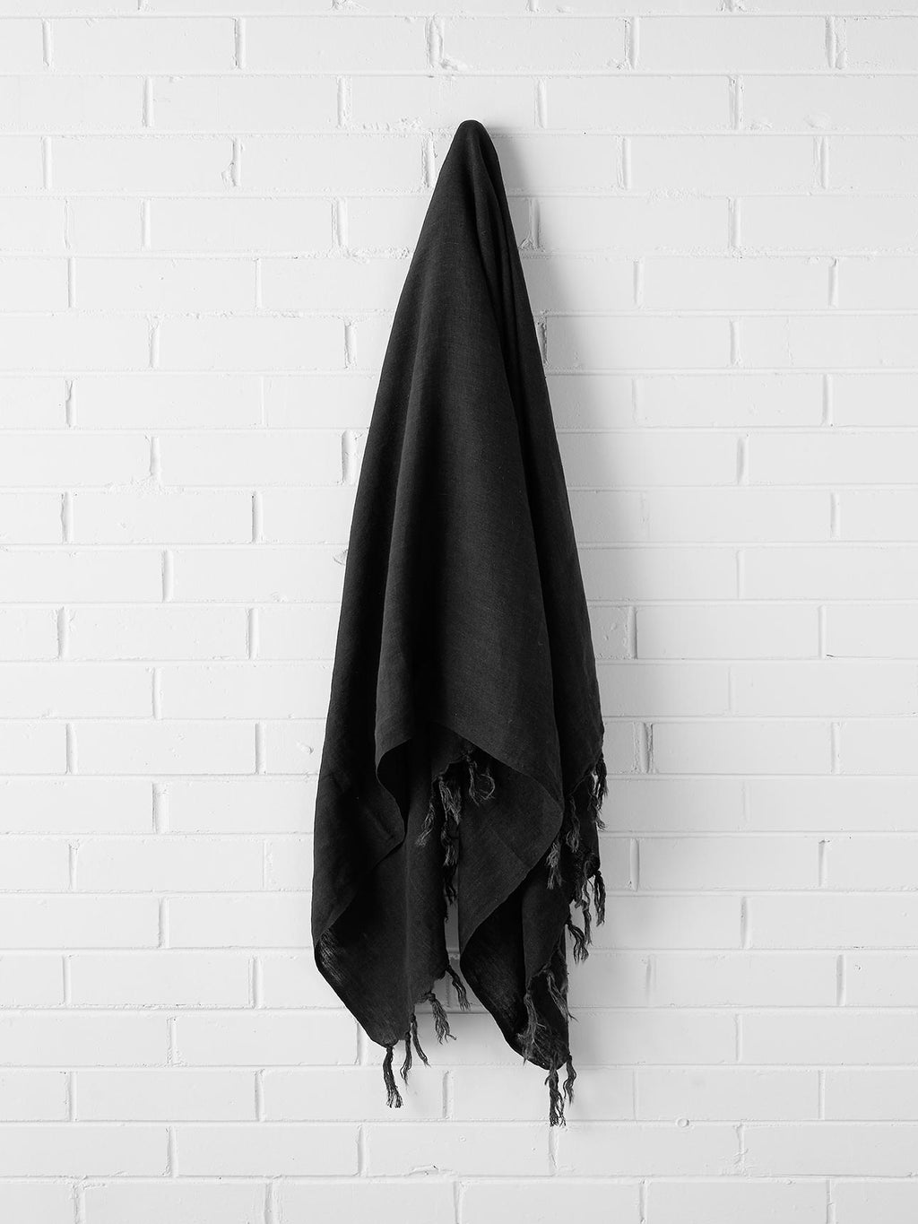 Vintage Linen Fringe Throw in Black