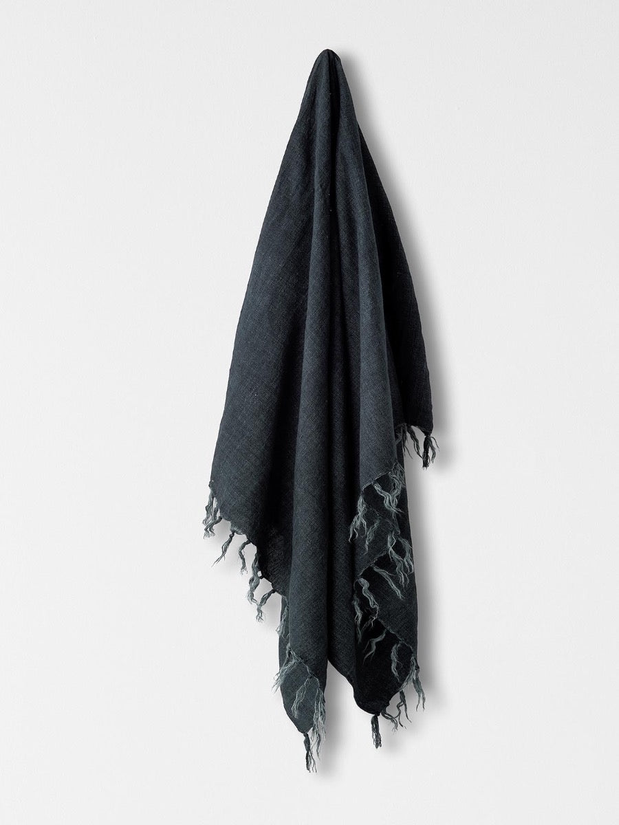Vintage Linen Fringe Throw in Slate