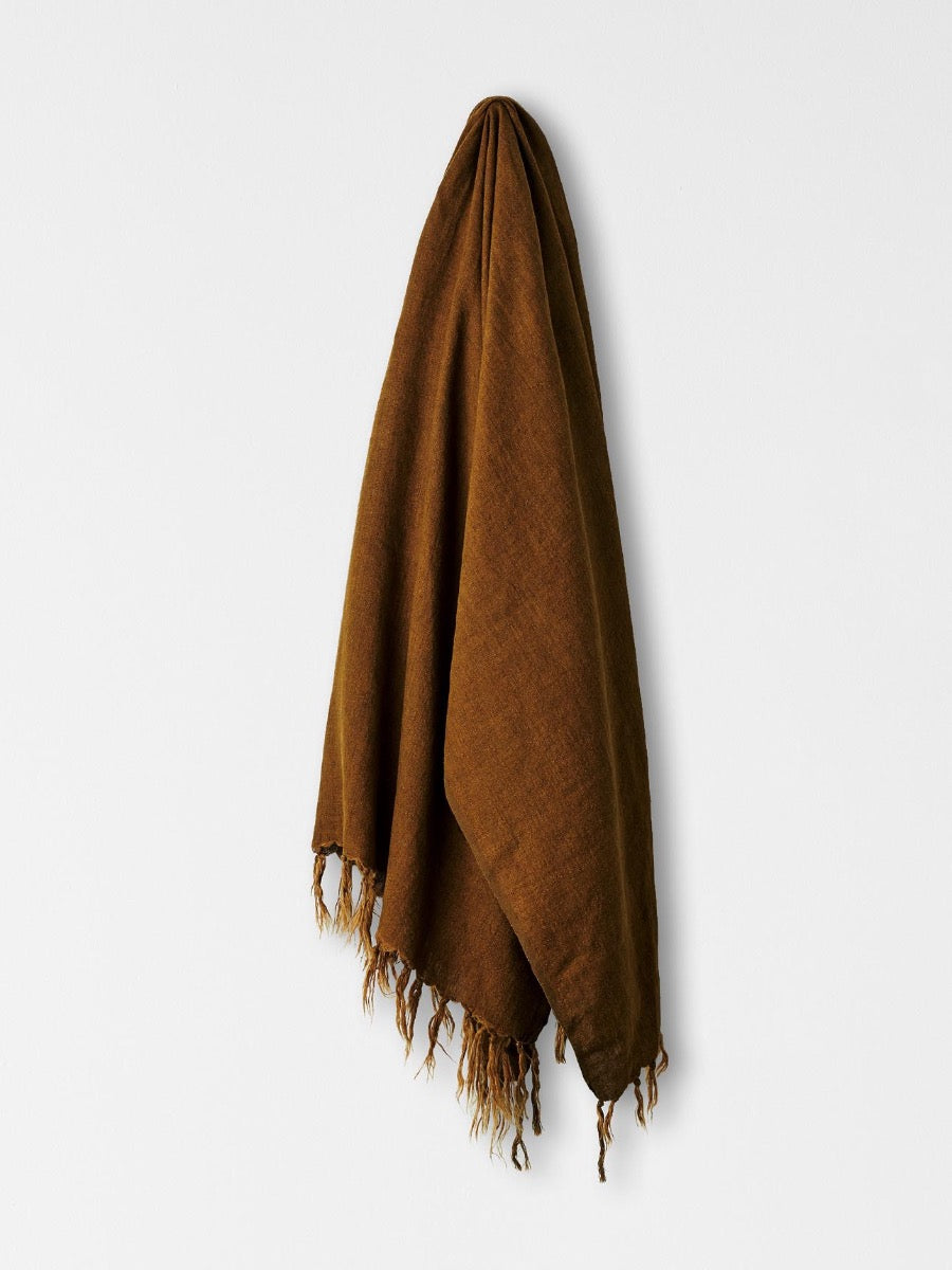 Vintage Linen Fringe Throw in Tobacco