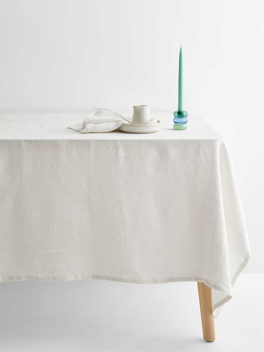 Vintage Linen Tablecloth in Marshmallow
