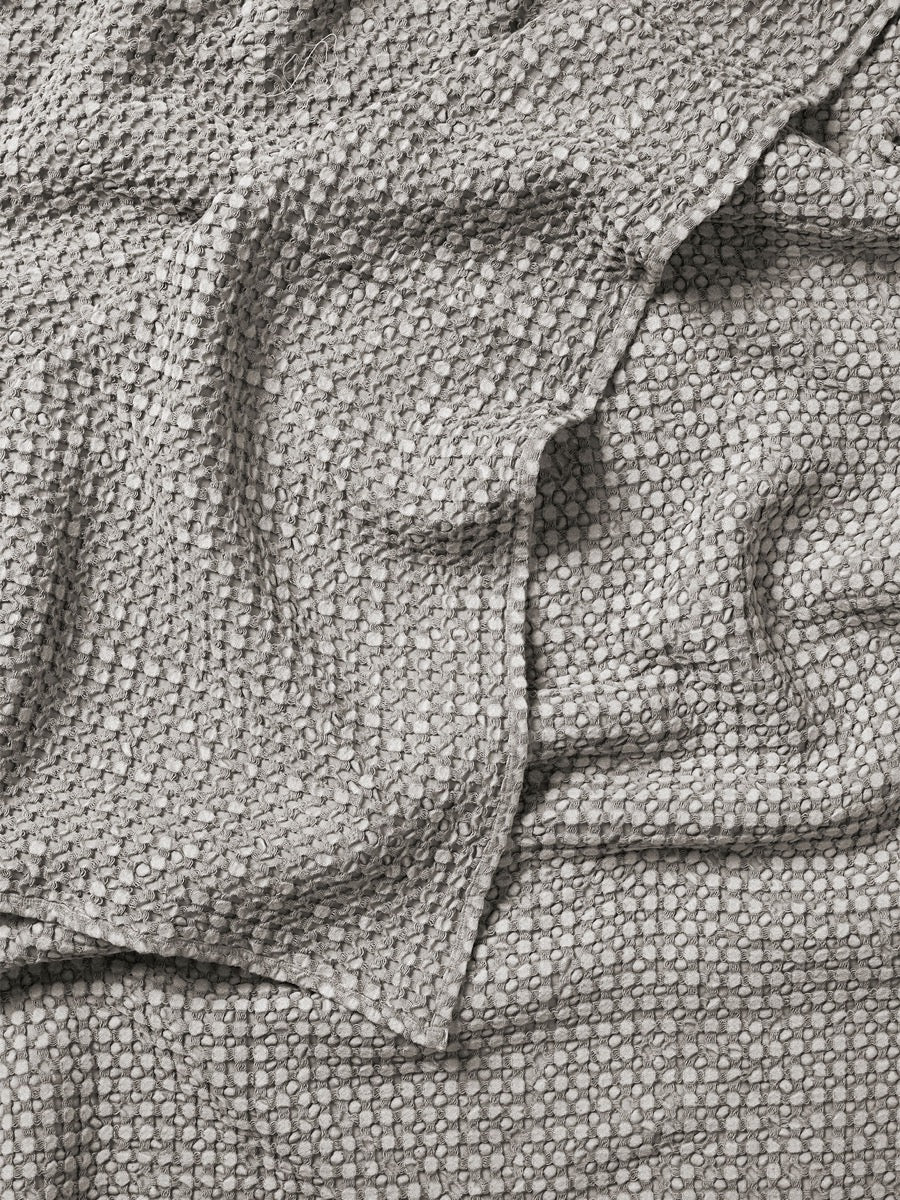 Stonewash Waffle Bed Cover in Smoke
