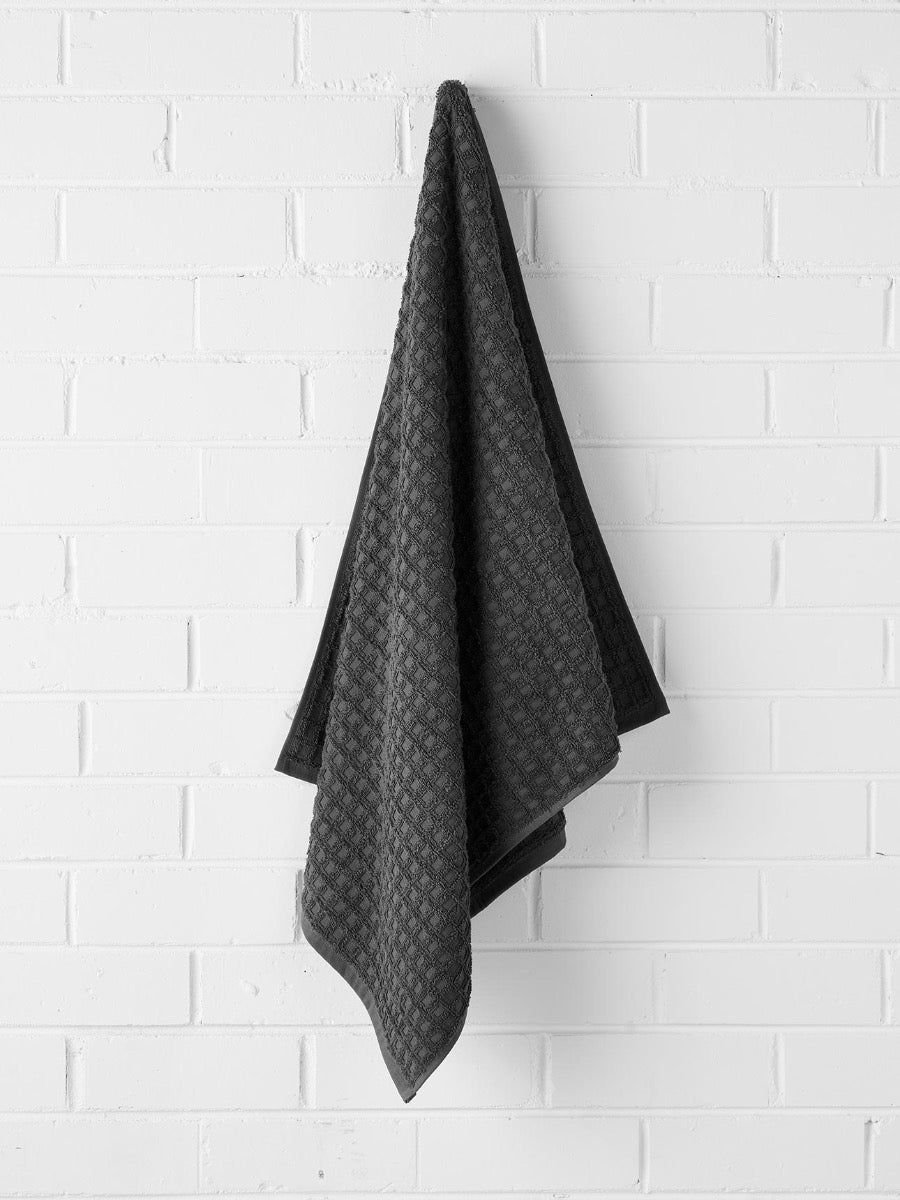 Waffle Bath Towel in Charcoal