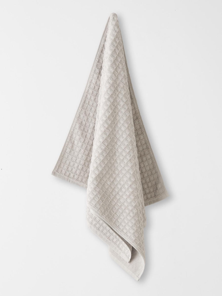 Waffle Bath Sheet in Natural