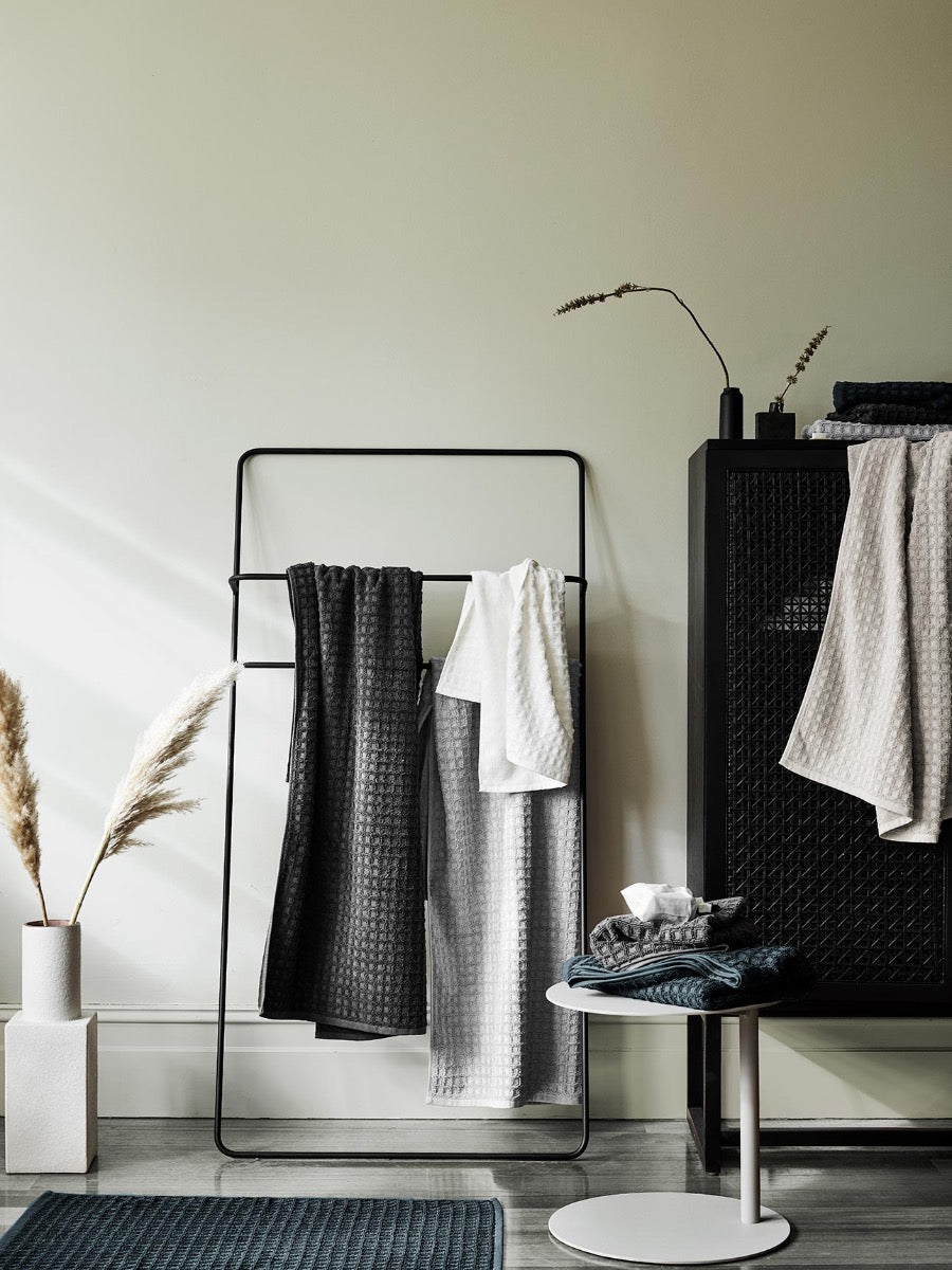 Waffle Bath Towel in Slate