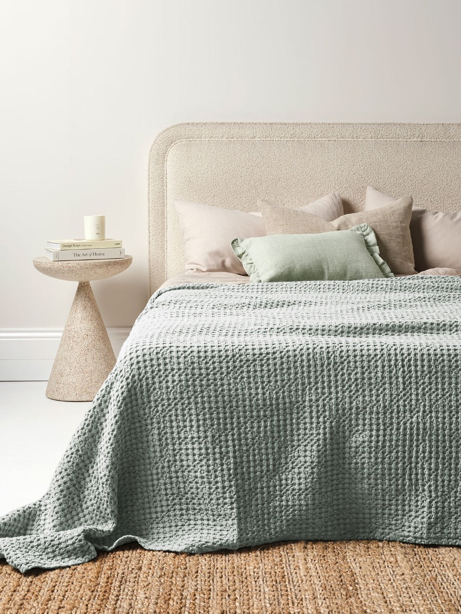 Stonewash Waffle Bed Cover in Mist