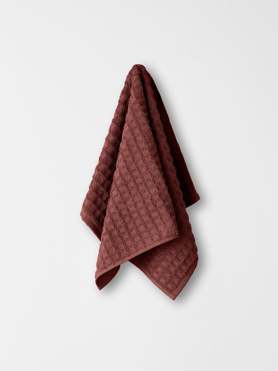 Waffle Hand Towel in Mahogany