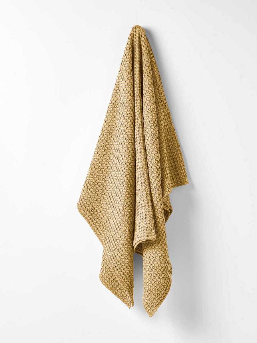 Stonewash Waffle Throw in Caramel