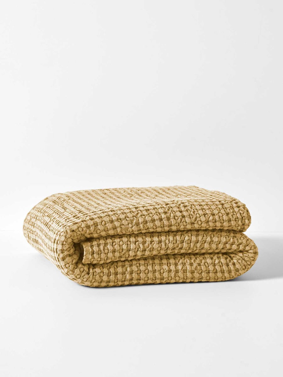 Stonewash Waffle Throw in Caramel