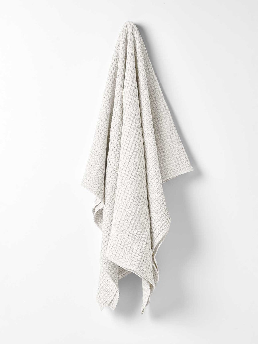 Stonewash Waffle Throw in Marshmallow