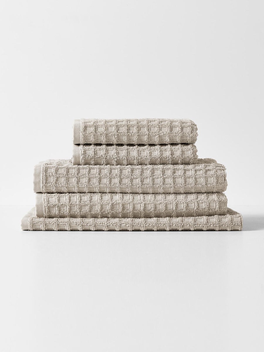 Waffle Bath Towel Set in Natural