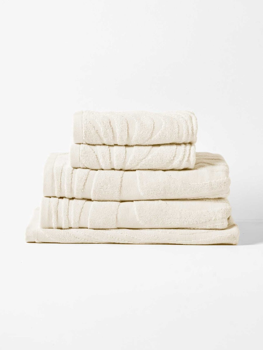 Wave Australian Cotton Bath Towel Set in Sand