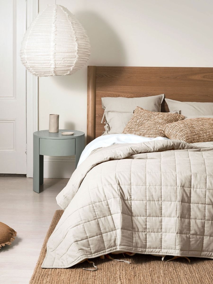 Emile Linen Coverlet in Natural
