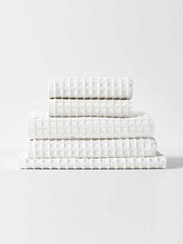 Waffle Bath Towel Set in White