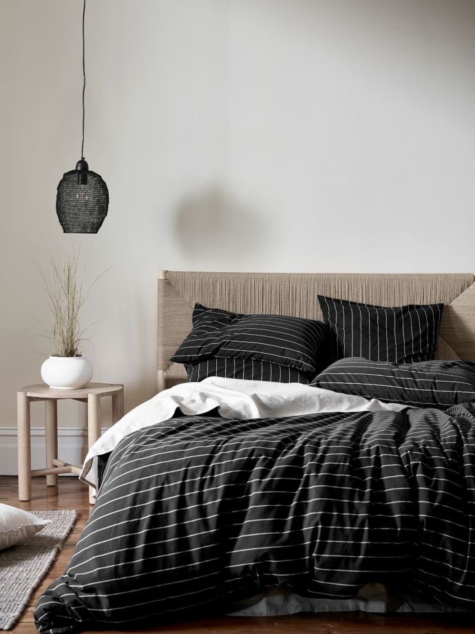 Black sales quilt cover
